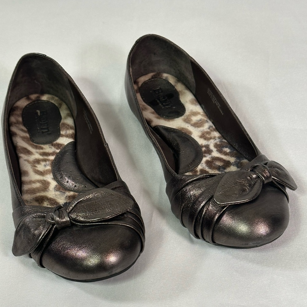 BORN Bronze metallic flats